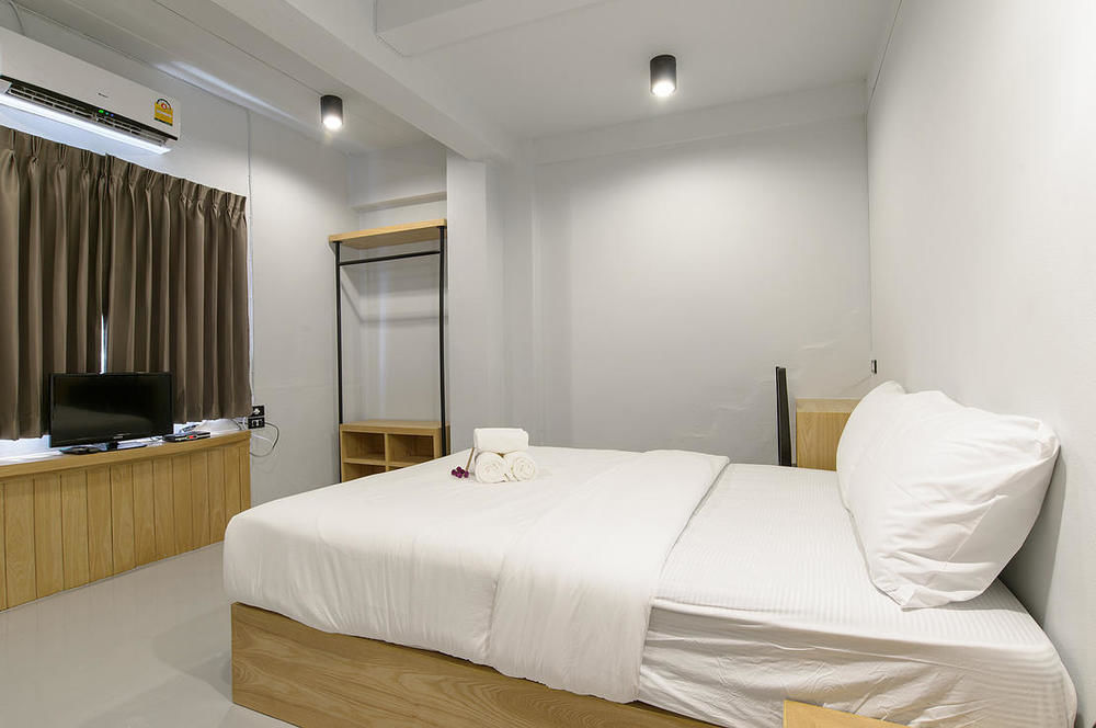 Little Lanna Guesthouse Чиангмай Екстериор снимка