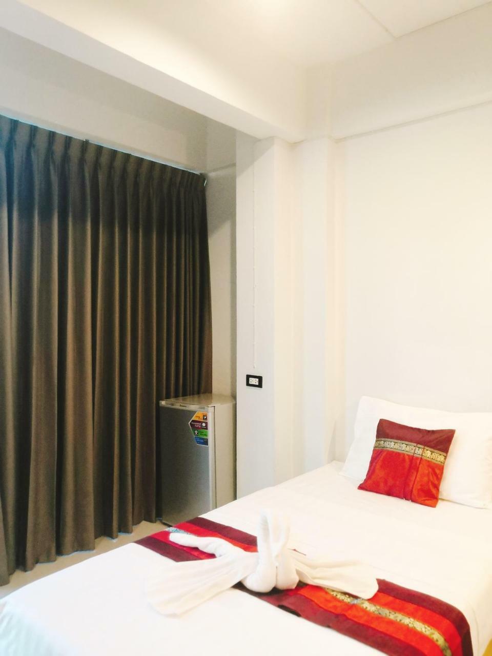 Little Lanna Guesthouse Чиангмай Екстериор снимка